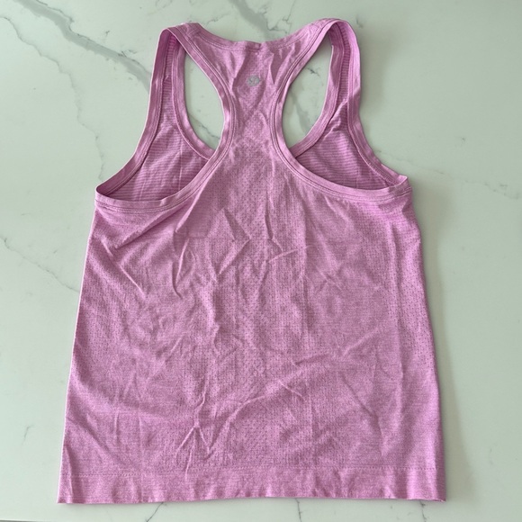 Lululemon swiftly tech cropped tank - Picture 2 of 2